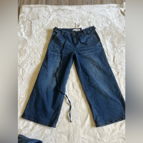C Denim 2 bran new woman capris - Picture 7 of 16